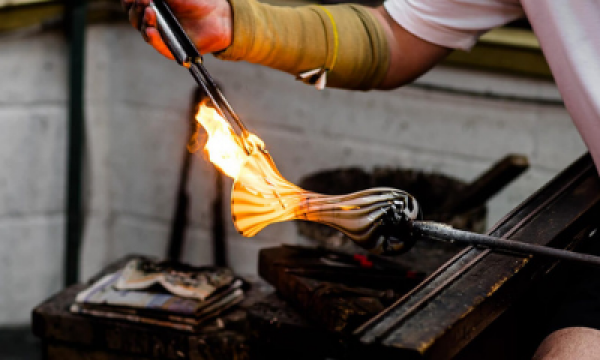 The Needles Glass Blowing | Totland, Isle of Wight | Magic Freebies
