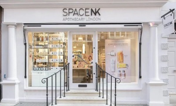 Free 4-Piece Makeup Set From SpaceNK