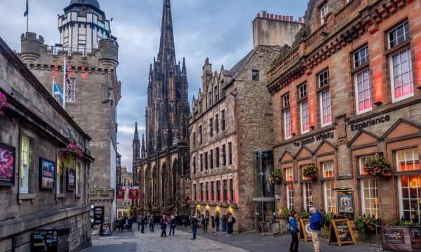 Win a Luxury Overnight Stay + Meal Out For Two