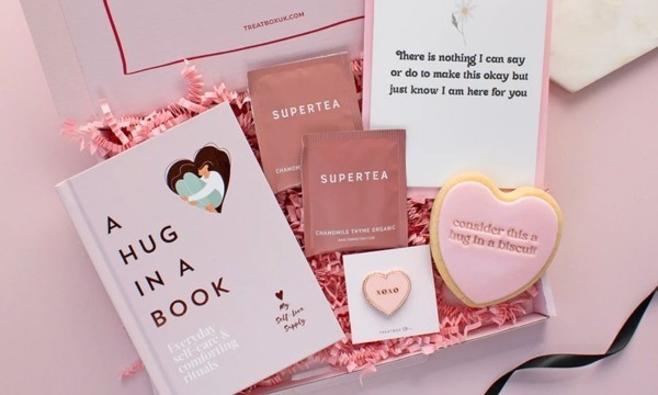 Free VOXI Stationery Bundle