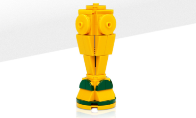 Free LEGO Trophy Mini Build at Smyths
